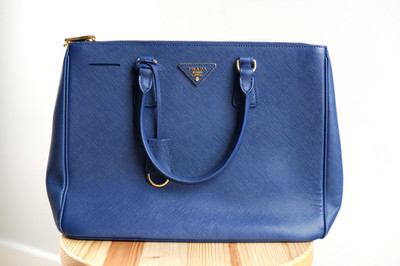 AUTHENTIC PRADA Galleria Saffiano Large Double Zip Tote Bluette