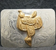 XE05146 VINTAGE 1970s  HORSE SADDLE  WESTERN ANIMAL MENS SILVER BELT BUCKLE