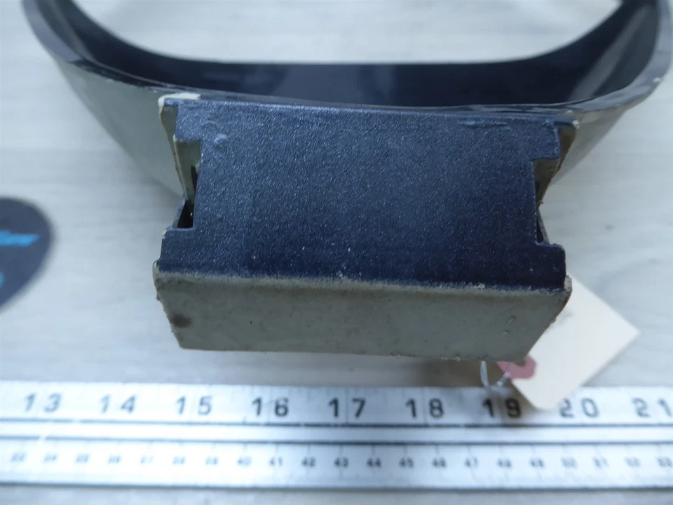 Yamaha FZR 1000 PL1315-7 1989-90. panel cubierta central carenado inferior Foto 4 de 4