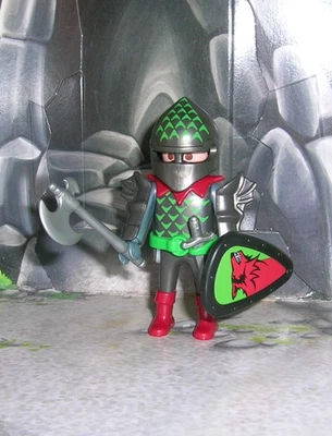 LOT FIGURINE  ACCESSOIRE PLAYMOBIL PERSONNAGE CHEVALIER  MOYEN AGE - Photo 1/2