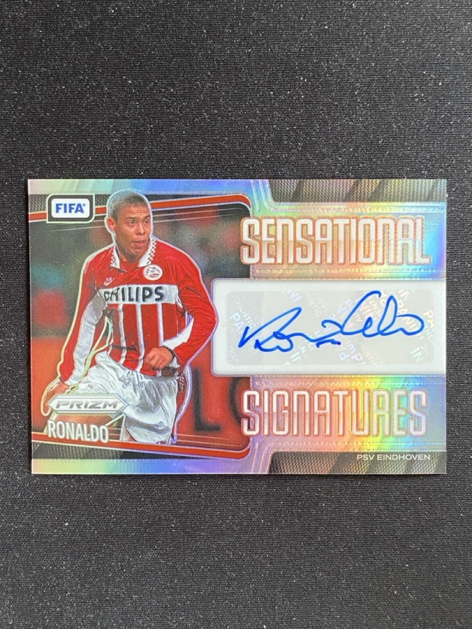 Ronaldo 2025-26 Panini Prizm FIFA Sensational Signatures Silver Auto /99 #SS-R view 1