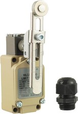 WLCA12 2 Q Adjustable Roller Lever Arm Limit Switch, Momentary, 38 Size: 1 Pcs