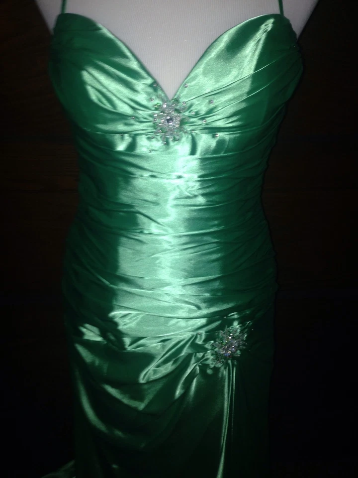 женские вечерние платья - Изображение 2 из 4