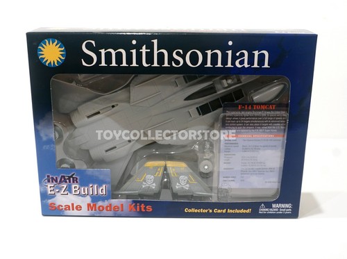 F-14 Tomcat Model Kit SMITHSONIAN InAir EZ Build F14 Tomcat Jolly Rogers 1/72 - Picture 3 of 5