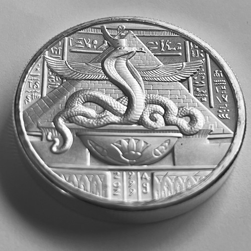 2 OZ .999 FINE SILVER WADJET EGYPTIAN GODS SERIES ULTRA HIGH RELIEF - Picture 4 of 11