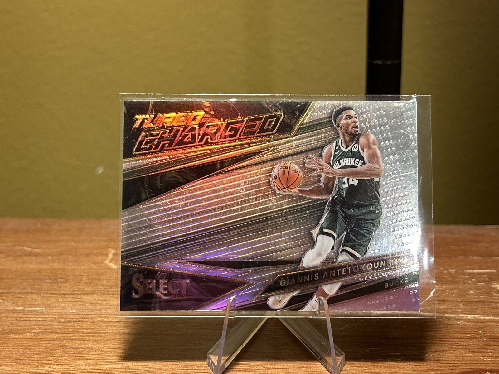 2022-23 Panini Select Giannis Antetokounmpo Turbo Charged Silver Prizm #10 (22)