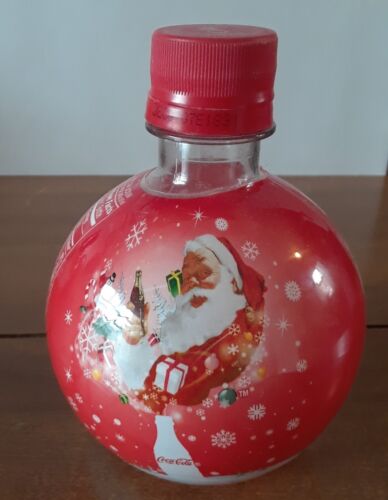 2007 Coca-Cola Christmas Round Plastic Soda Bottle~ EMPTY 13.5 oz - Picture 1 of 4
