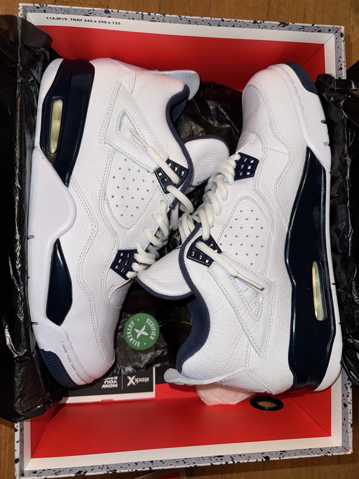 Air Jordan 4 Retro LS Columbia