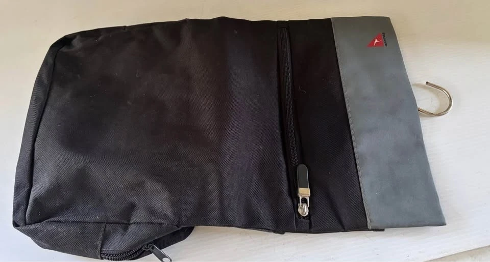 Qantas Travel Amenities Bag Pouch