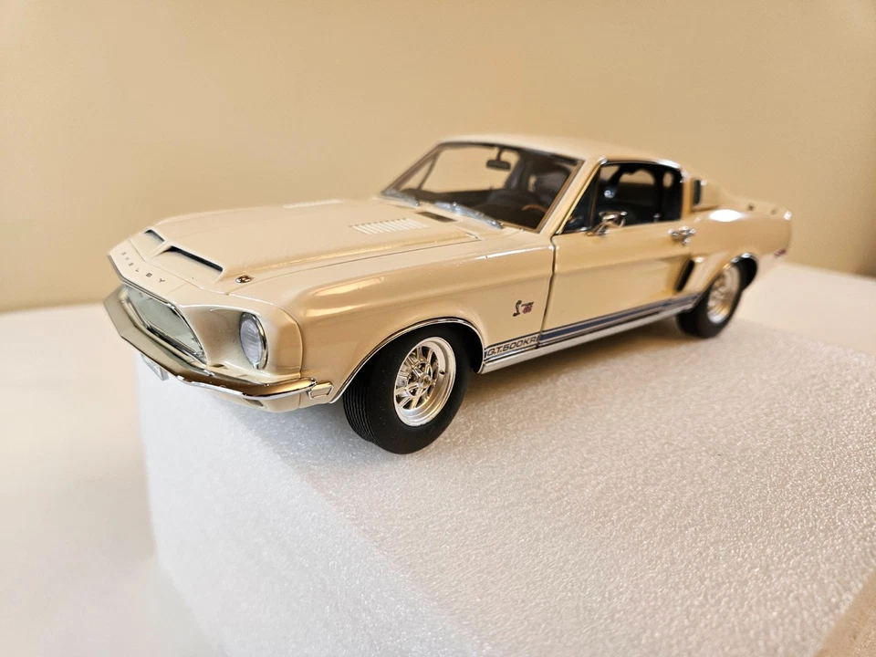 Exact Detail 1968 Shelby GT 500KR 1/18 Scale Diecast Limited Edition - Image 4 of 4