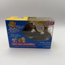 Zhu Zhu Pets Scoodles Hamster 2008 Launch Series New Brown White Cepia