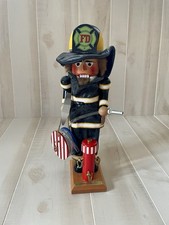STEINBACH Signed 18” ‘America’s Bravest’ FIRE FIGHTER NUTCRACKER Music Box S3185