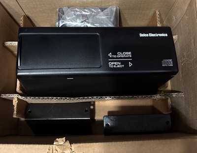 Pristine GM Delco 12-Disc CD Changer 16199553 |  w/ Box & Brackets Untested Read
