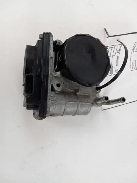 Infiniti Ex35 2010 carrocería del acelerador Foto 3 de 4