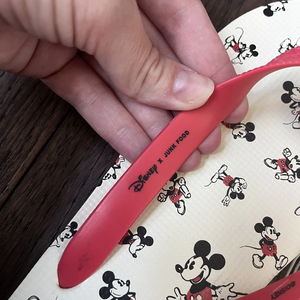 DISNEY MICKEY MOUSE FLIP FLOPS Big Kids Sz 6, XL Junk Food Collab - Image 3 of 4