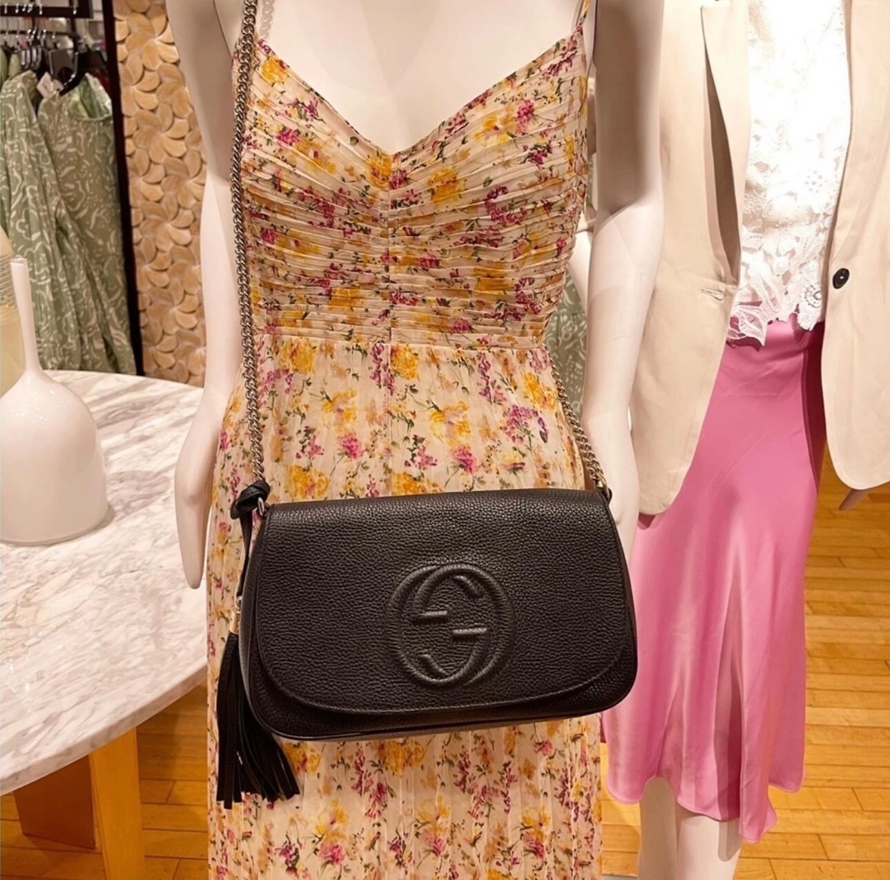 Sac à rabat Gucci Soho avec bandoulière noir