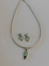 2 szt. Zuni Native American Srebro szterling ognisty opal wkładka wisiorek i kolczyki SW