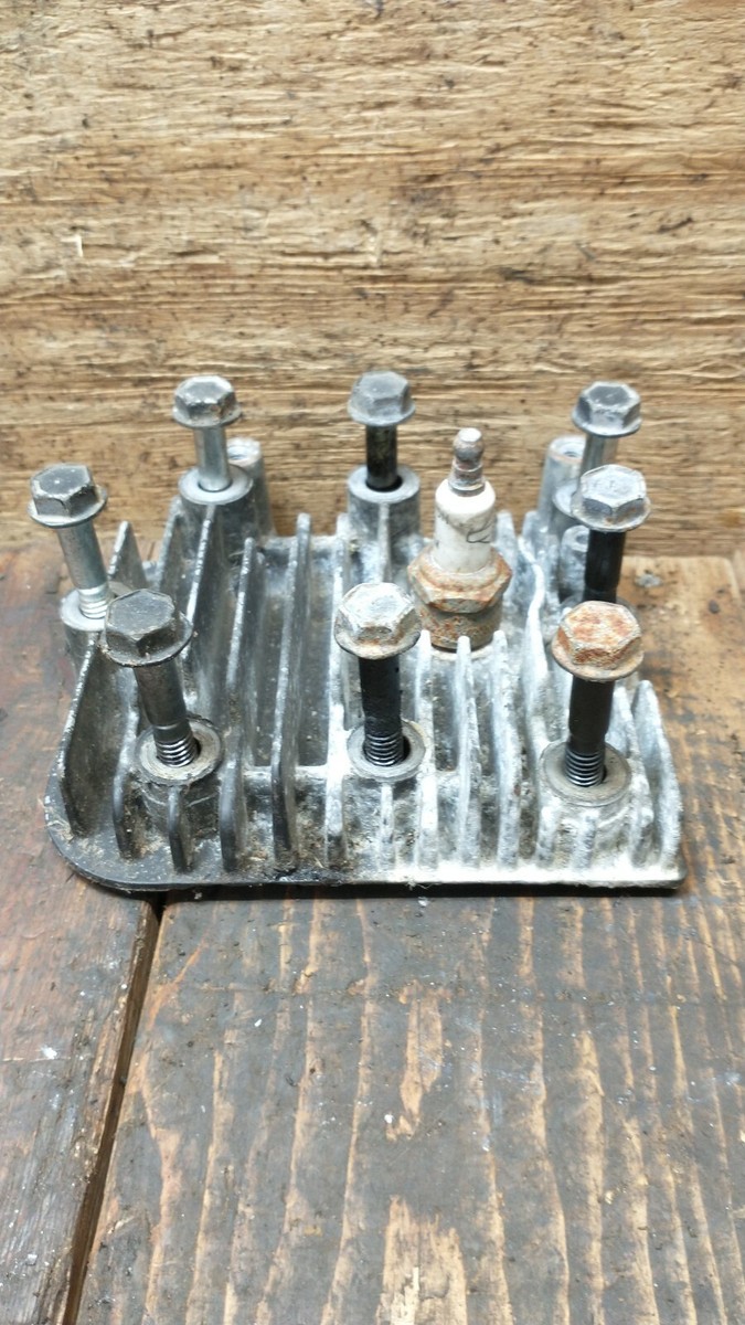 Cylinder Head 594989 Briggs Stratton 6.75 hp Craftsman 12h802-3509