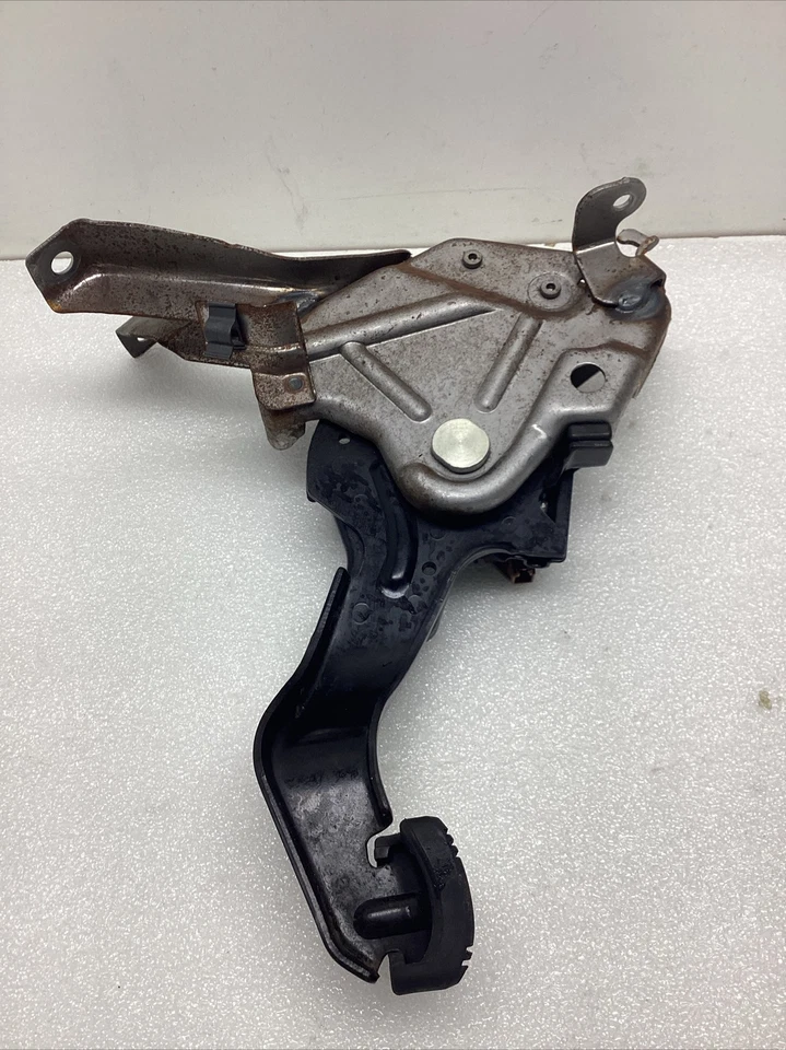 Toyota Tundra 2006 pedal de freno de estacionamiento de emergencia OEM Foto 2 de 4