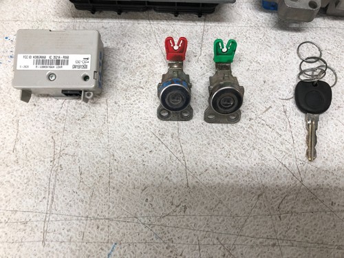 2007 PONTIAC SOLSTICE 2.4L ECU IGNITION KEY SET W/ BODY CONTROL MODULE, LOT3296 - Picture 5 of 17
