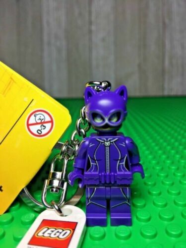 LEGO DC 1989 Batman Minifigure Keychain Metal Key Ring Set 854235 (NEW 2023)