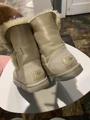 UGG　ブーツ　新品　アグ　BAILEY　BUTTON　BLING　23cm Ugg Bailey Button Bling size 8 | eBay