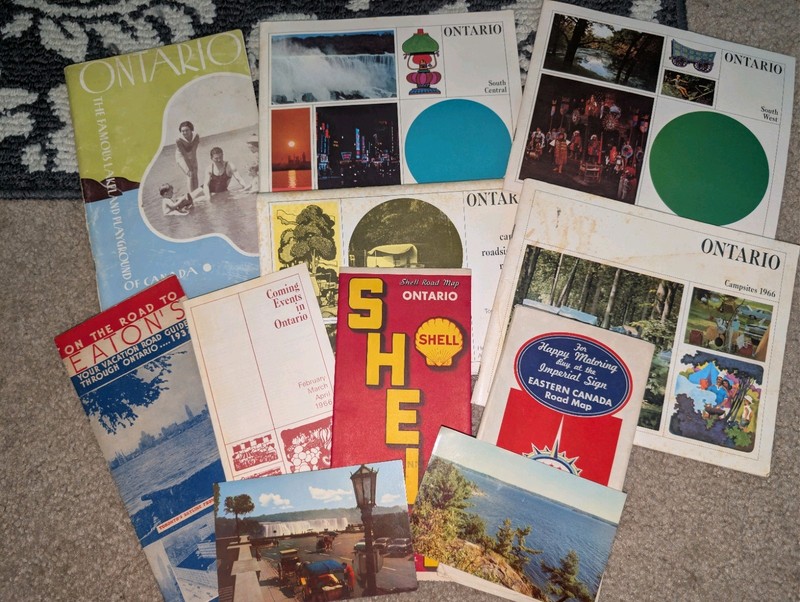 Lot of Vintage Ontario Canada Gas & Oil Maps, Tourism brochures, Postcards