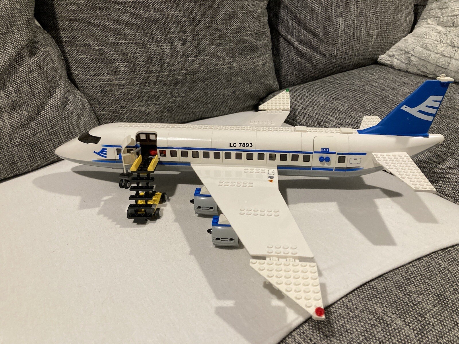 LEGO City Passenger Plane (7893) 100 Complete With Box & Instructions