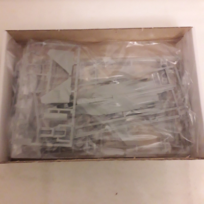 SU-27 UB/P Ukraine - Starter Kit Heller 56371 SU-27 UB/P Ukraine - Starter Kit Heller 56371