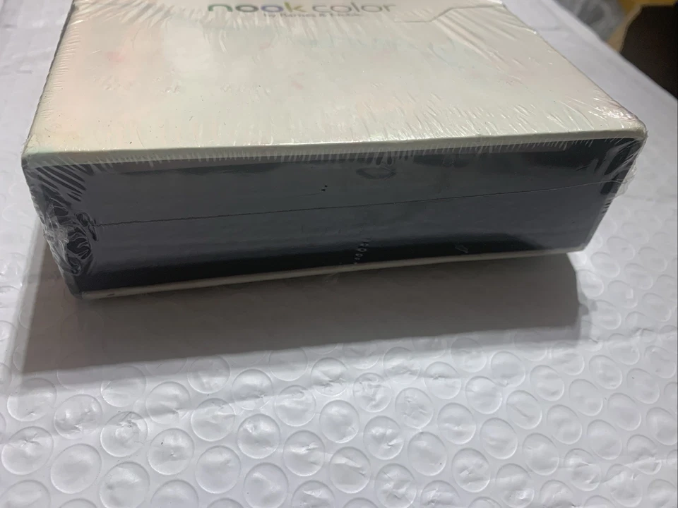 Barnes & Noble BNRV200 8GB NOOK Color Wifi eReader 7 Slate  Brand New Sealed W12 - Image 2 of 4