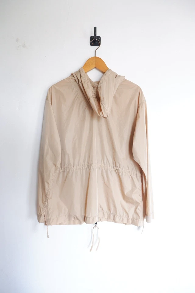 Chaqueta vintage de nailon de Prada para mujer Foto 2 de 4