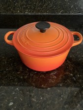 B Le Creuset #18 2qt Enamel Cast Iron Dutch Oven in Flame Orange