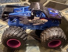 Hot Wheels Monster Jam Monster Truck OVERKILL EVOLUTION 1:64  2018