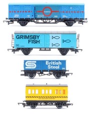 HORNBY/LIMA/TRIANG 'OO' GAUGE LOT OF 4 TRACK CLEANING/FISH/FERRY/OPEN WAGONS