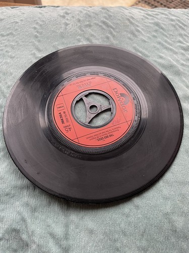 7" Vinyl The Bee Gees Run To Me