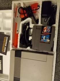 Nintendo NES Action Set Home Console - Complete In Box CIB - Very Nice - Look!