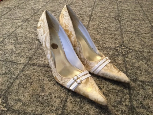 Splash Fashion Footwear Gold Lame Pumps Size 7 New Never Worn 4” Heels