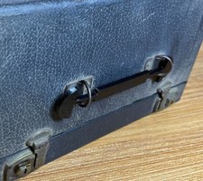Replacement Carrying Case Handle for Remington Noiseless Model 7 Typewriters thumbnail