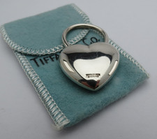 Tiffany  Co Sterling Silver Puffy Heart Key Ring Key Holder w/ Tiffany Pouch