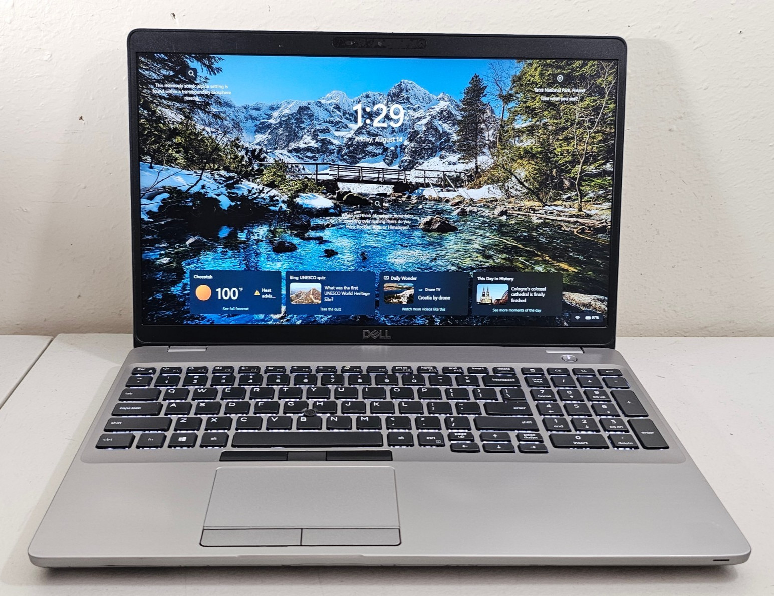 Good Dell Latitude 5511 Touchscreen i5-10300H 2.50GHz 8GB 256GB NVMe No Webcam