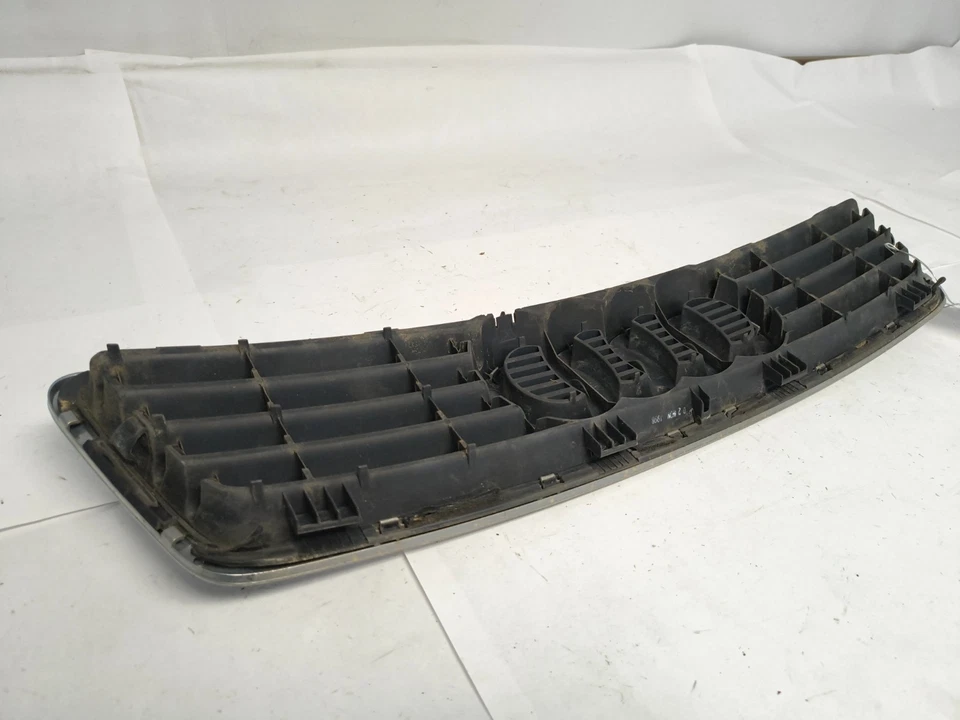 Parrilla del radiador delantero Audi Allroad Quattro 2001-2005 4Z7-853-651-3FZ OEM Foto 4 de 4