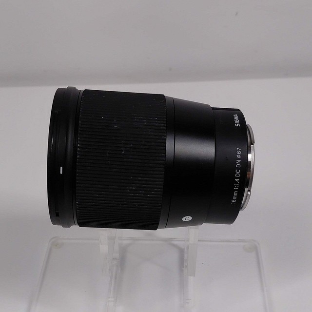 Sigma 16mm F1.4 DC DN