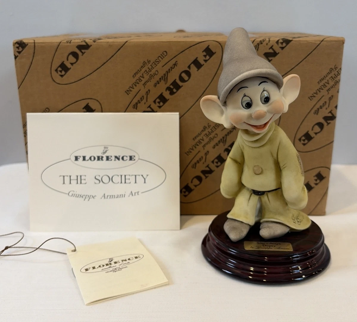 Disney Armani Figurines In Snow White Figurines (1968-Now) for