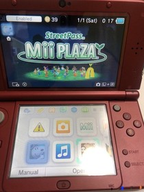 Nintendo 3DS XL Handheld Console With 2015 peanut Games & charger & Case +1 game