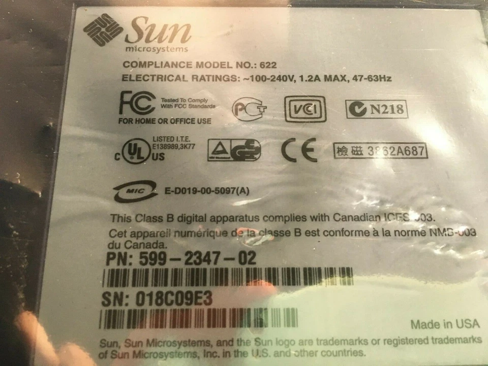 Sun 599-2347-02 40/80GB SCSI/LVD External DLT8000 tape drive  - Image 2 of 3