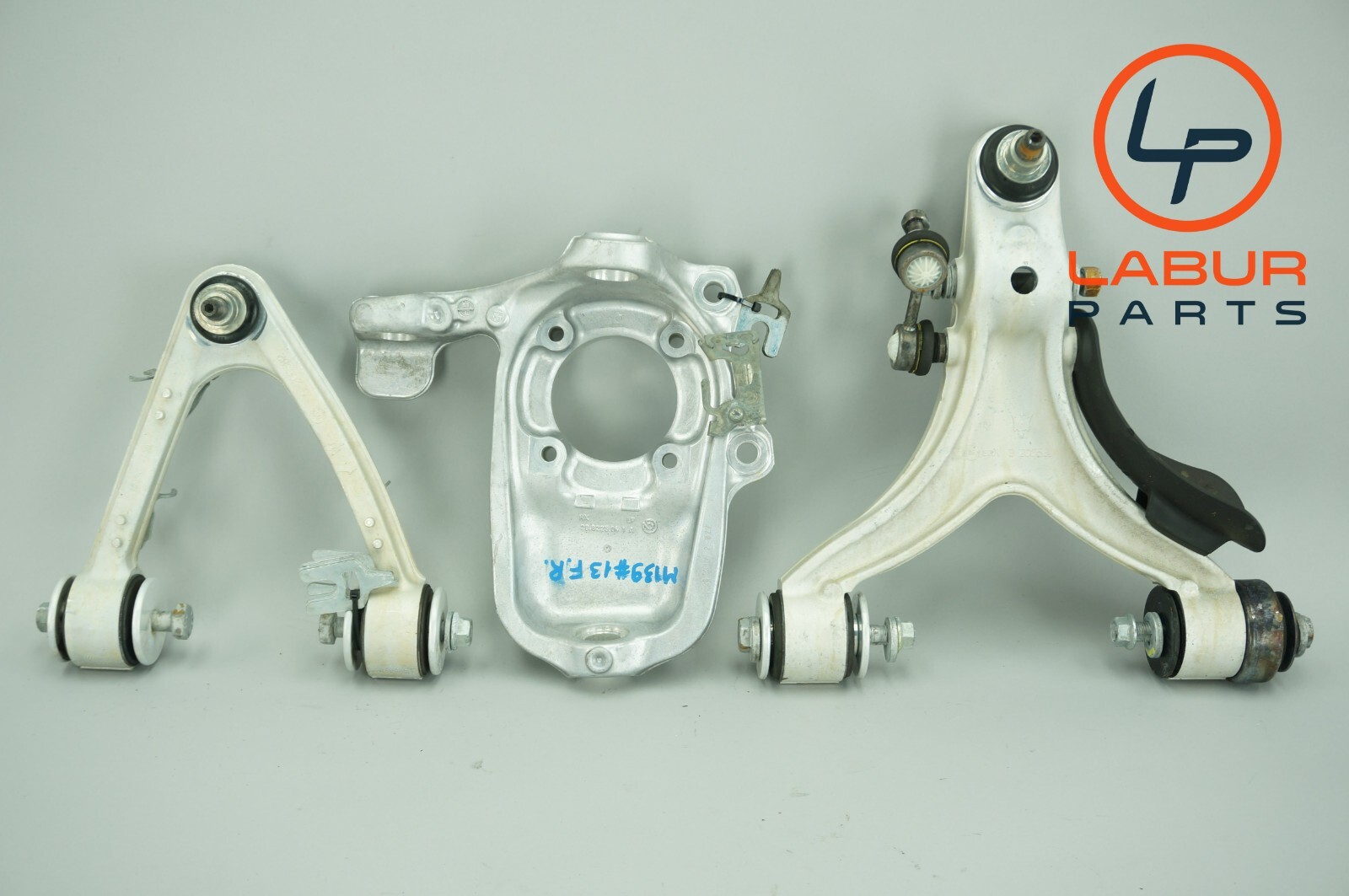 M139 Maserati 04-08 Quattroporte Front Right Passenger Control Arm Set Z3516