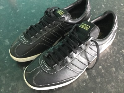 adidas universal trainers