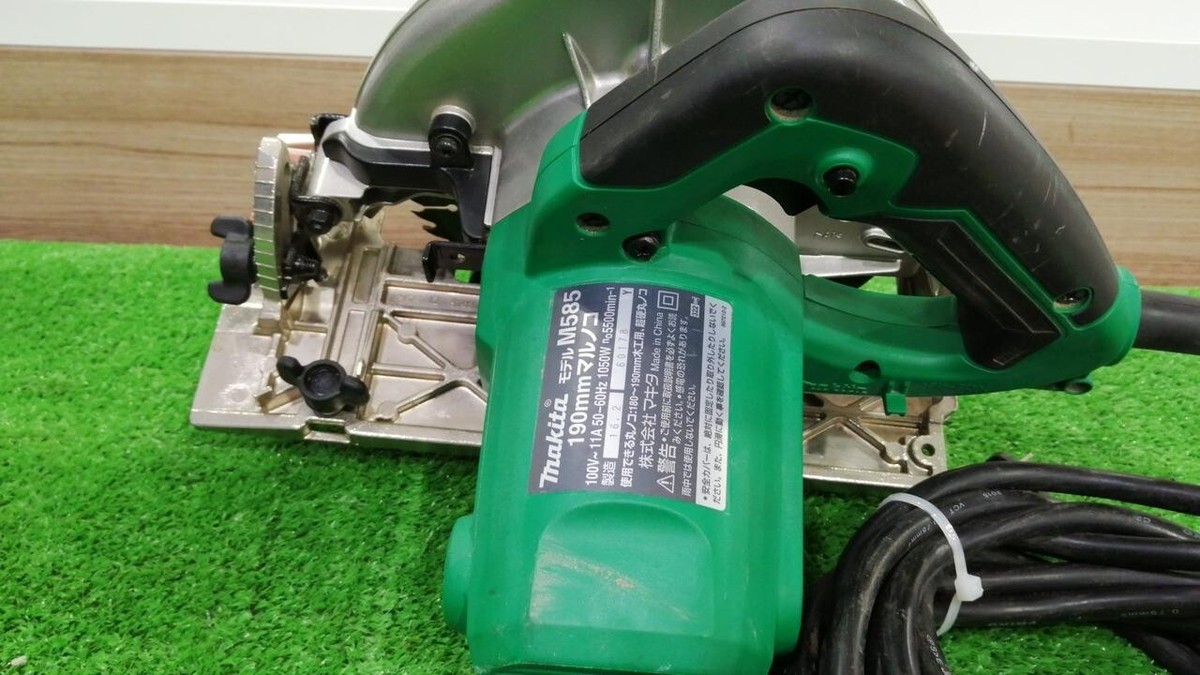 USED Makita Electric Marunoko Circular Saw 190mm M585