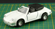 Porsch 911 Cabrio  weiß Ca. 1/32  Modellauto...