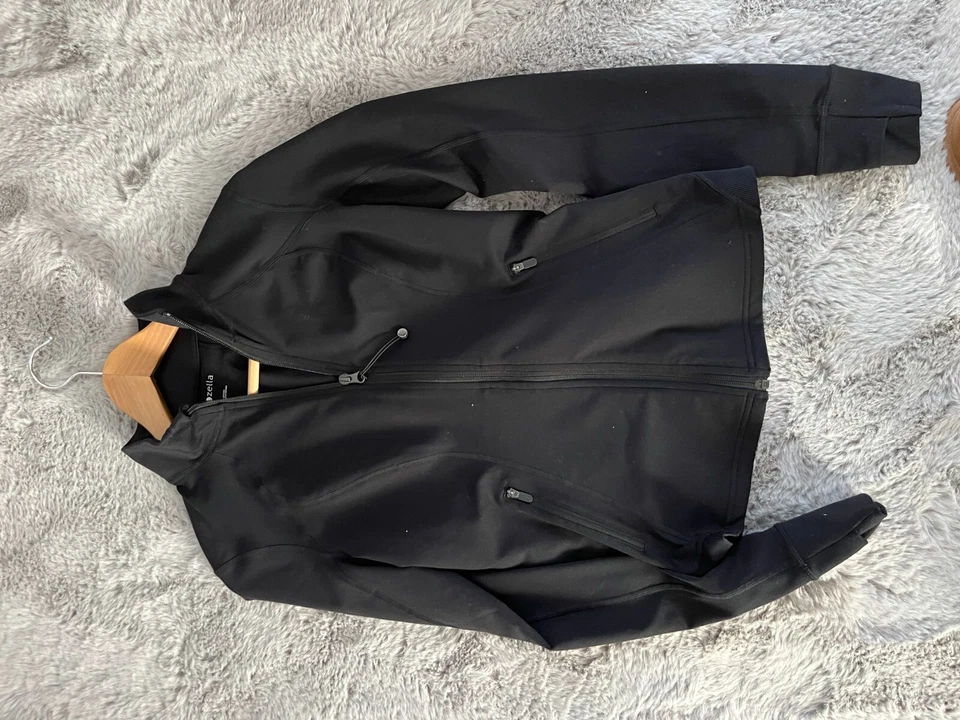ZELLA Live In Black Zip Up Jacket Size S PreOwned - Image 4 of 4